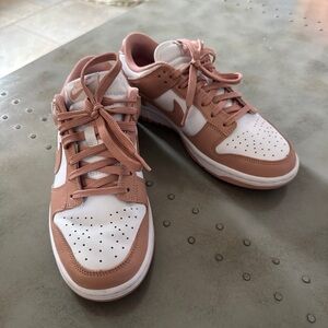 Nike Dunk White/Rose Whisper Size 7 1/2